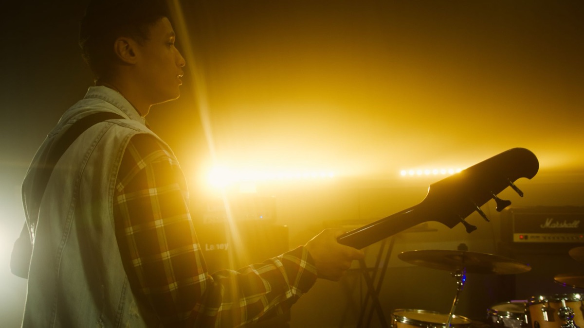 K-pop solo artist performing in international concert