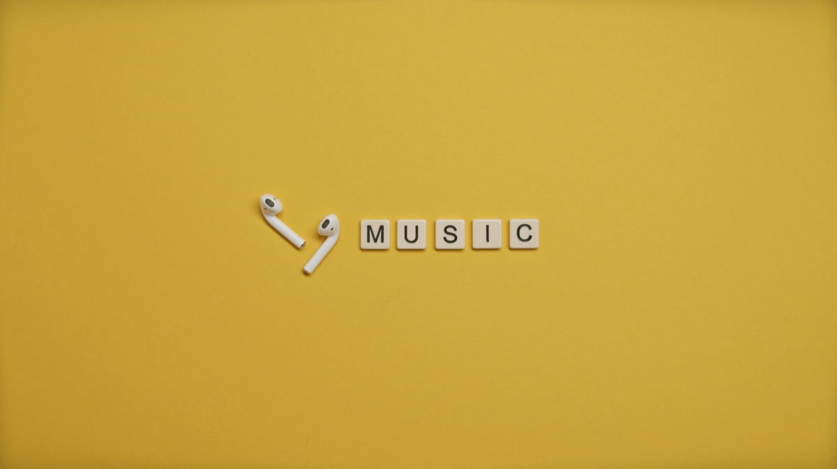 Digitale muziekchart met trending K-pop songs