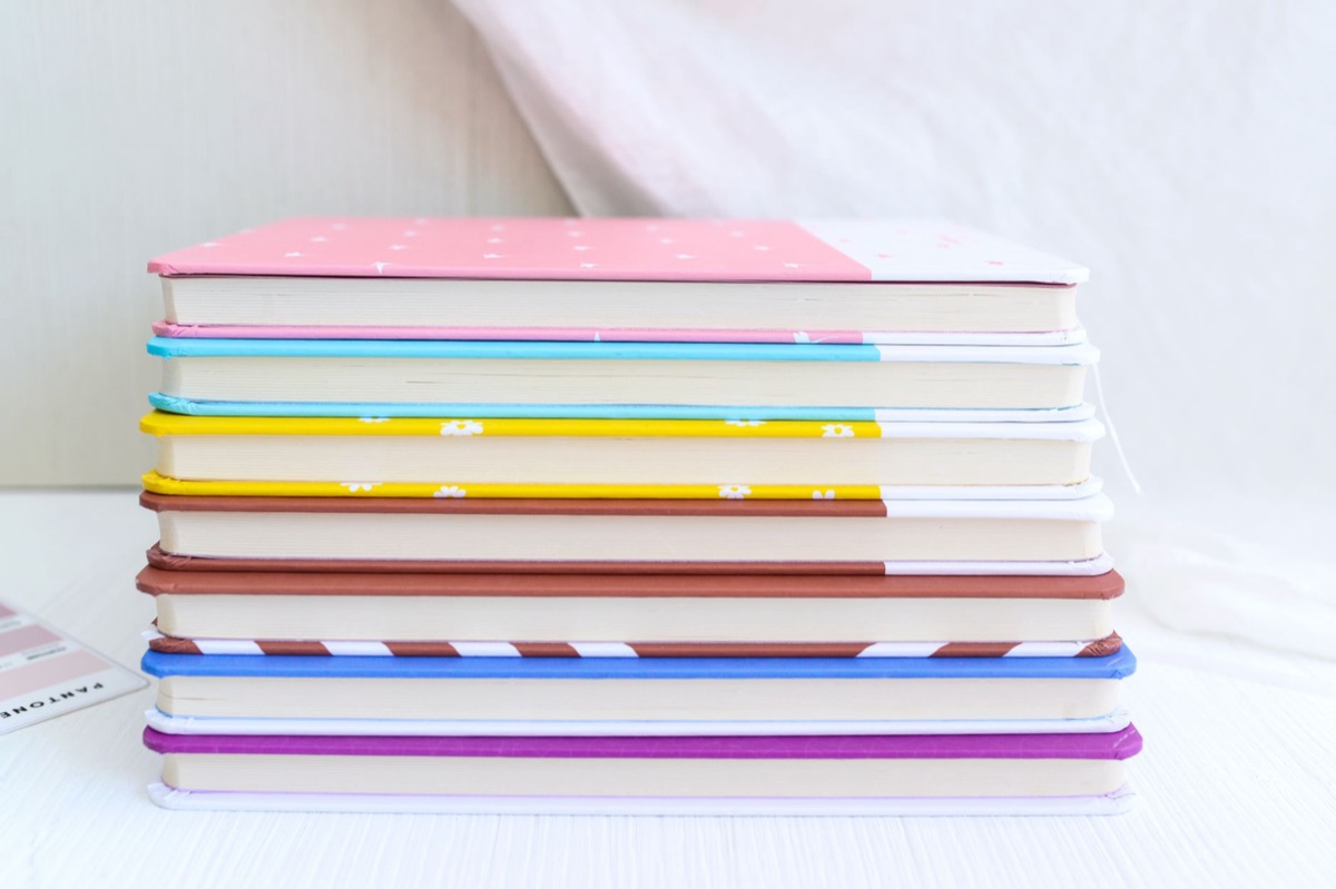 Mots d'une chanson K-pop sur un cahier