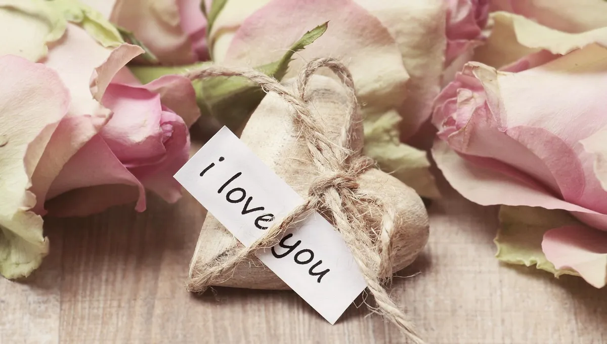 roses, heart, flower, regards, tender, beautiful flowers, flora, happy mothers day, i love you, love message, romance, romantic, valentine's day, declaration of